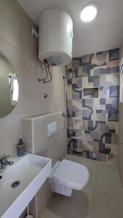 Danin Apartmani Bar Esterno foto