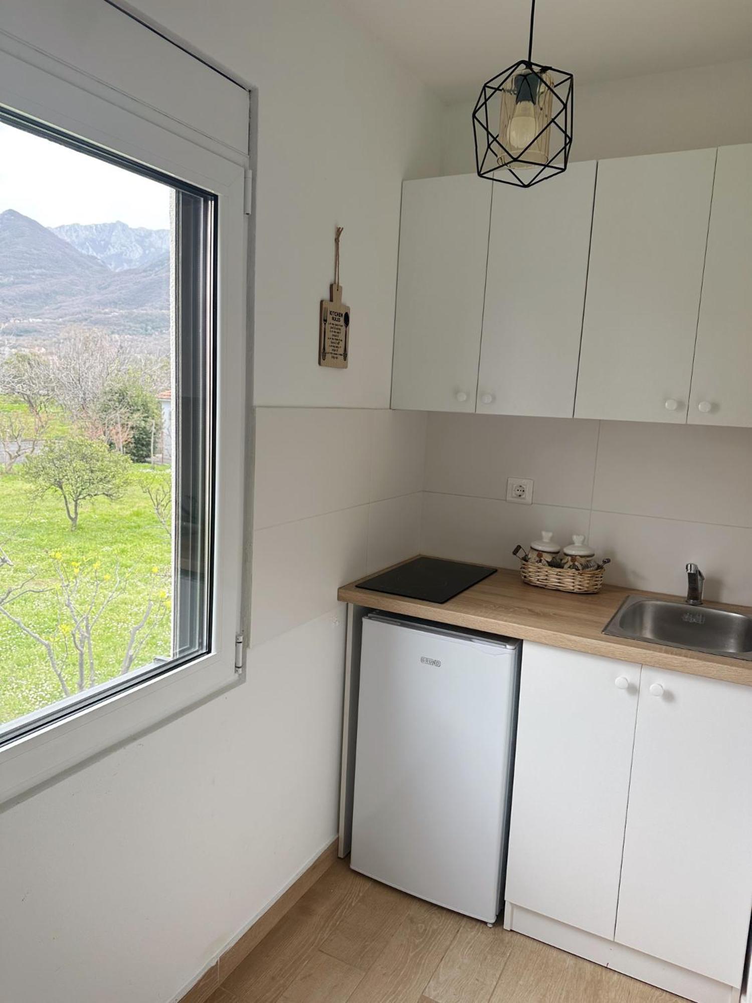 Danin Apartmani Bar Esterno foto