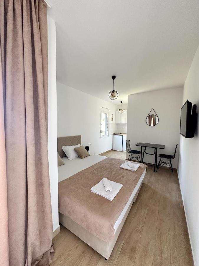 Danin Apartmani Bar Esterno foto
