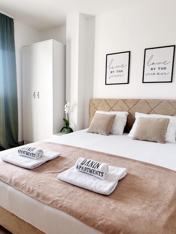 Danin Apartmani Bar Esterno foto