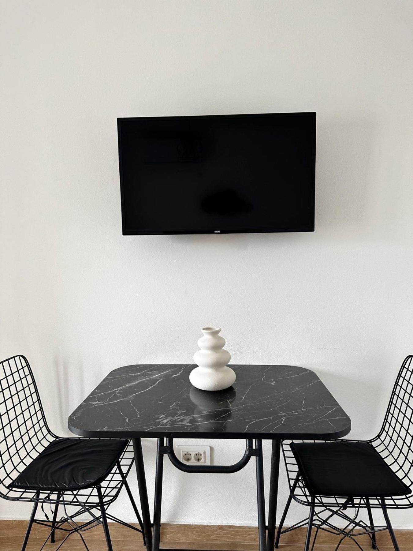 Danin Apartmani Bar Esterno foto