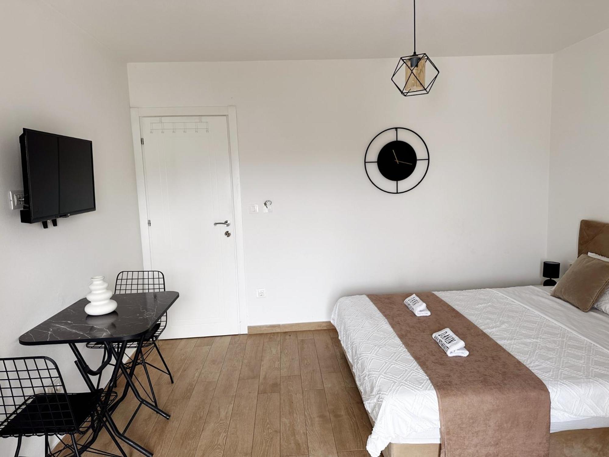 Danin Apartmani Bar Esterno foto