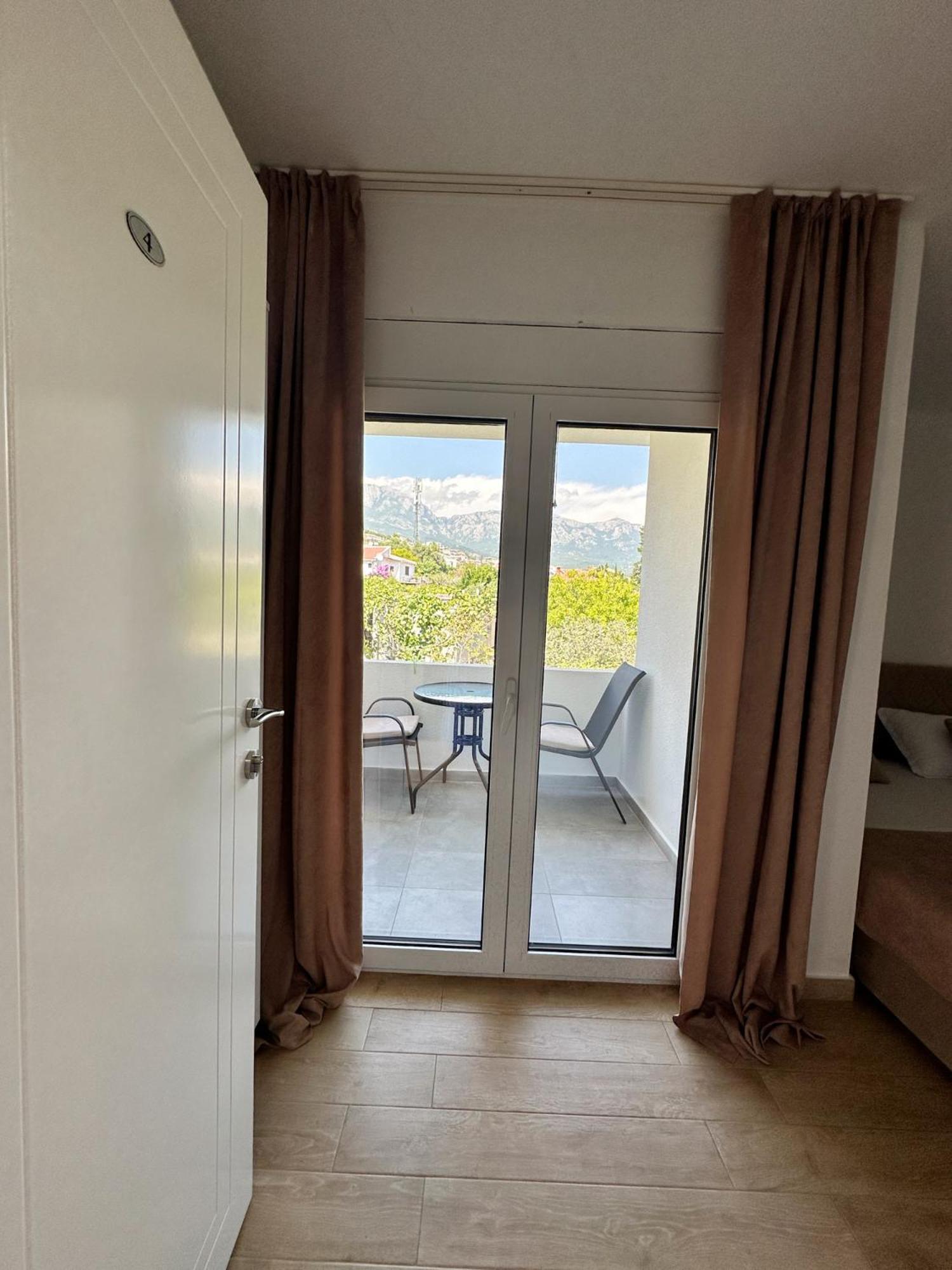 Danin Apartmani Bar Esterno foto