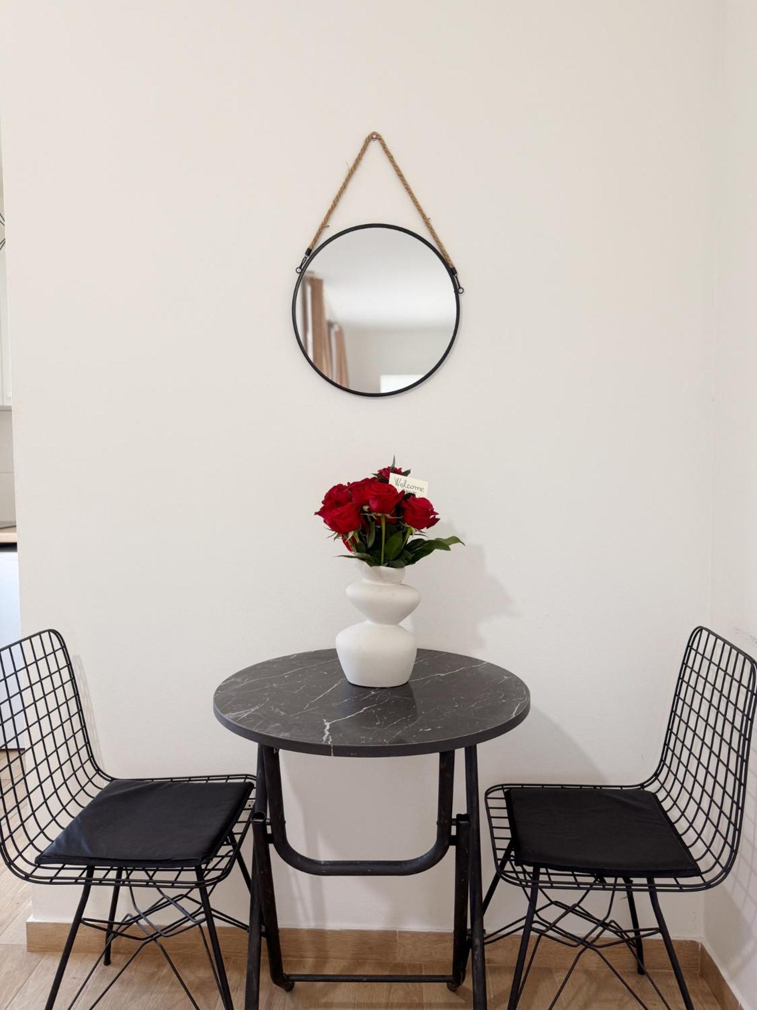 Danin Apartmani Bar Esterno foto